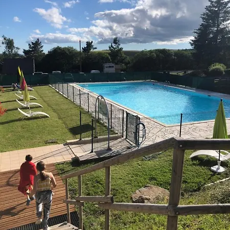 Super Besse Appartement Le Gite Bessard 6 Couchages Le Bois De La Reine Exterior foto