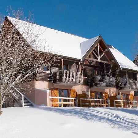 Super Besse Appartement Le Gite Bessard 6 Couchages Le Bois De La Reine Exterior foto