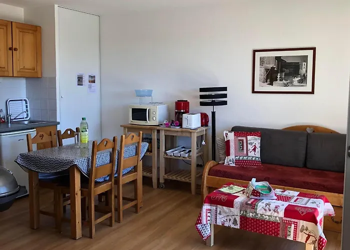 Super Besse Appartement Le Gite Bessard 6 Couchages Le Bois De La Reine
